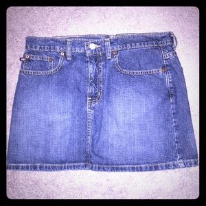 Women’s size 6 Ralph Lauren denim mini skirt